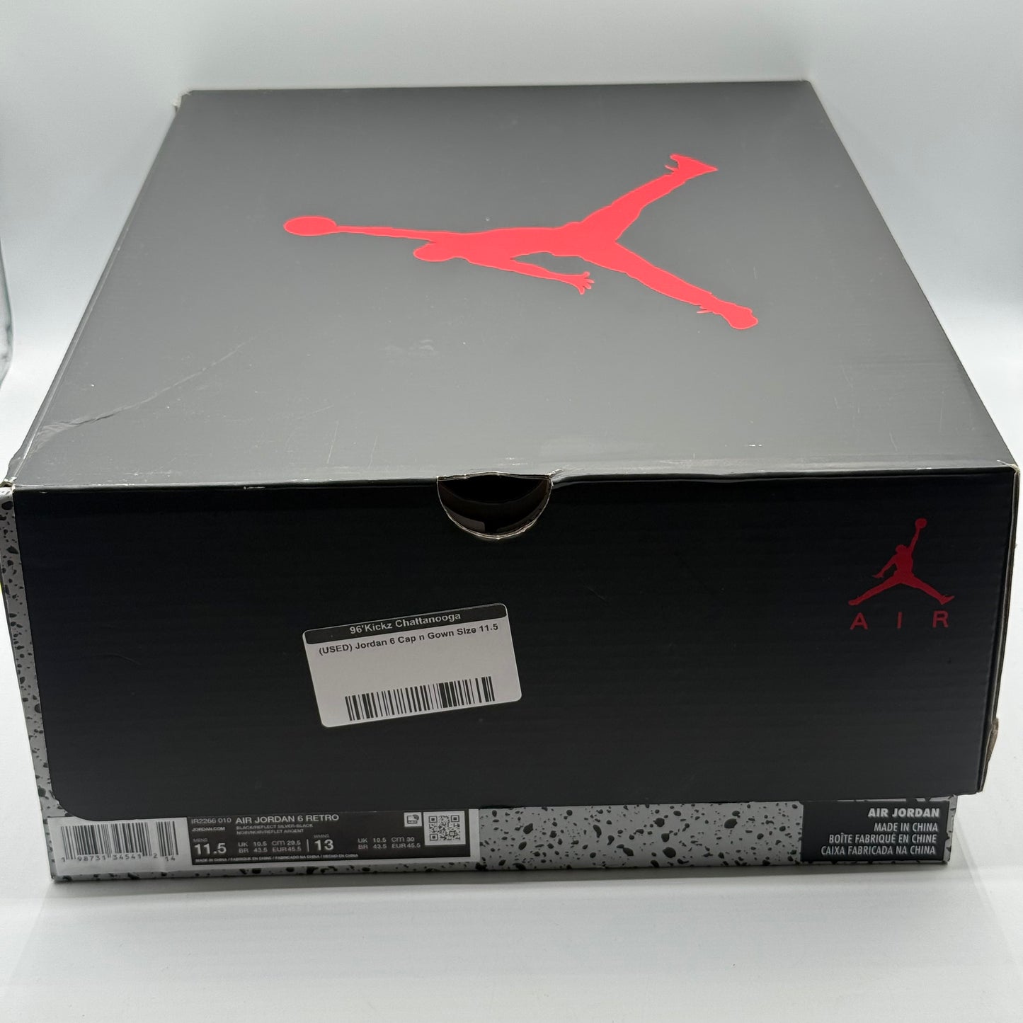 (USED) Jordan 6 Cap n Gown Size 11.5