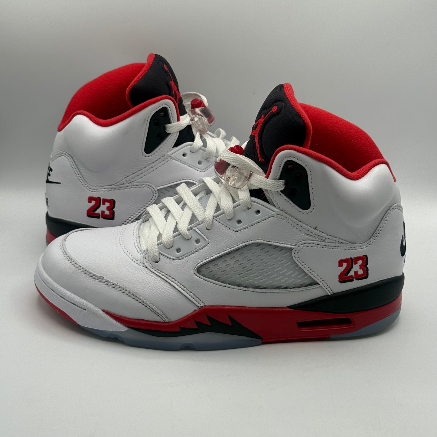 (USED) Jordan 5 Fire Red Tongue Size 9.5