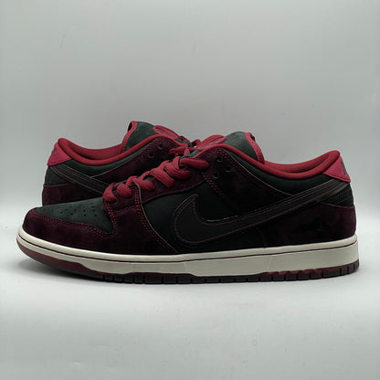 (USED) Nike SB Dunk Low Riot Size 12