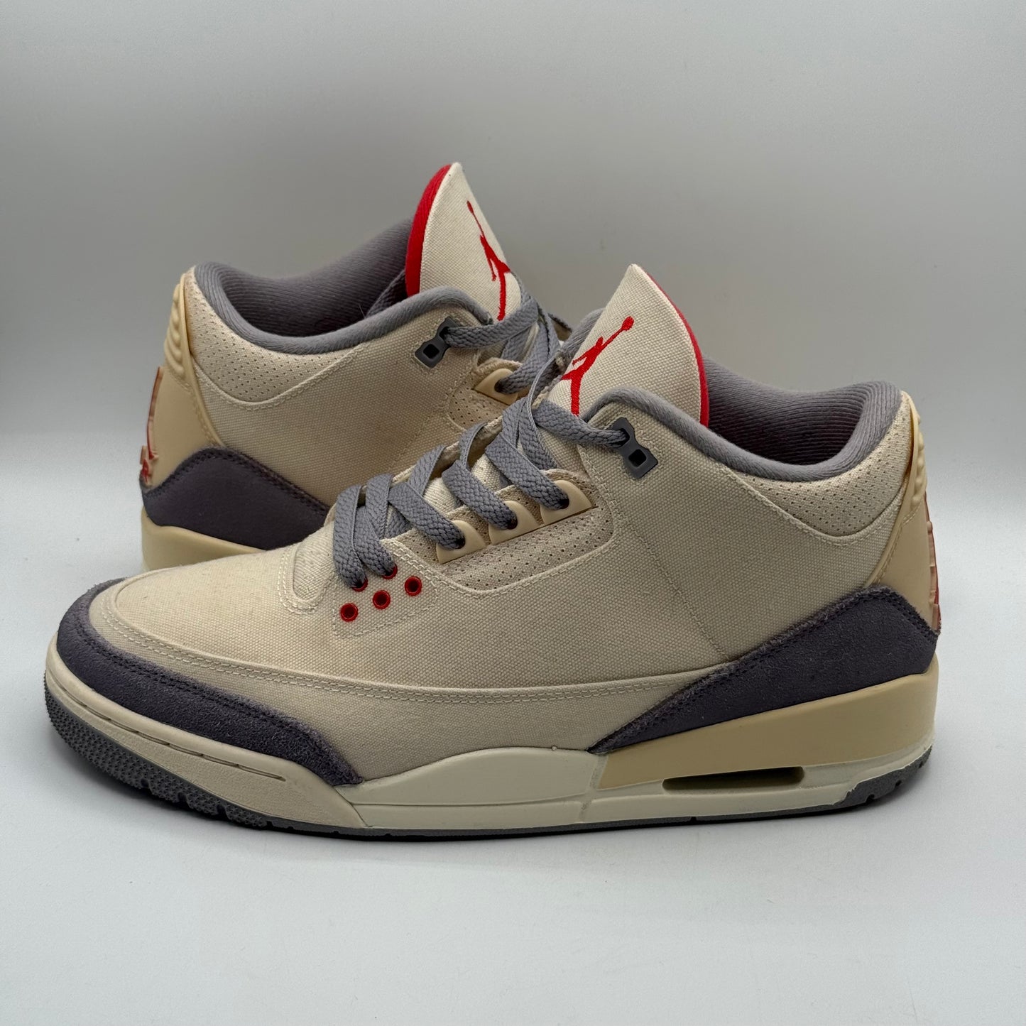 (USED) Jordan 3 Muslin Size 9.5