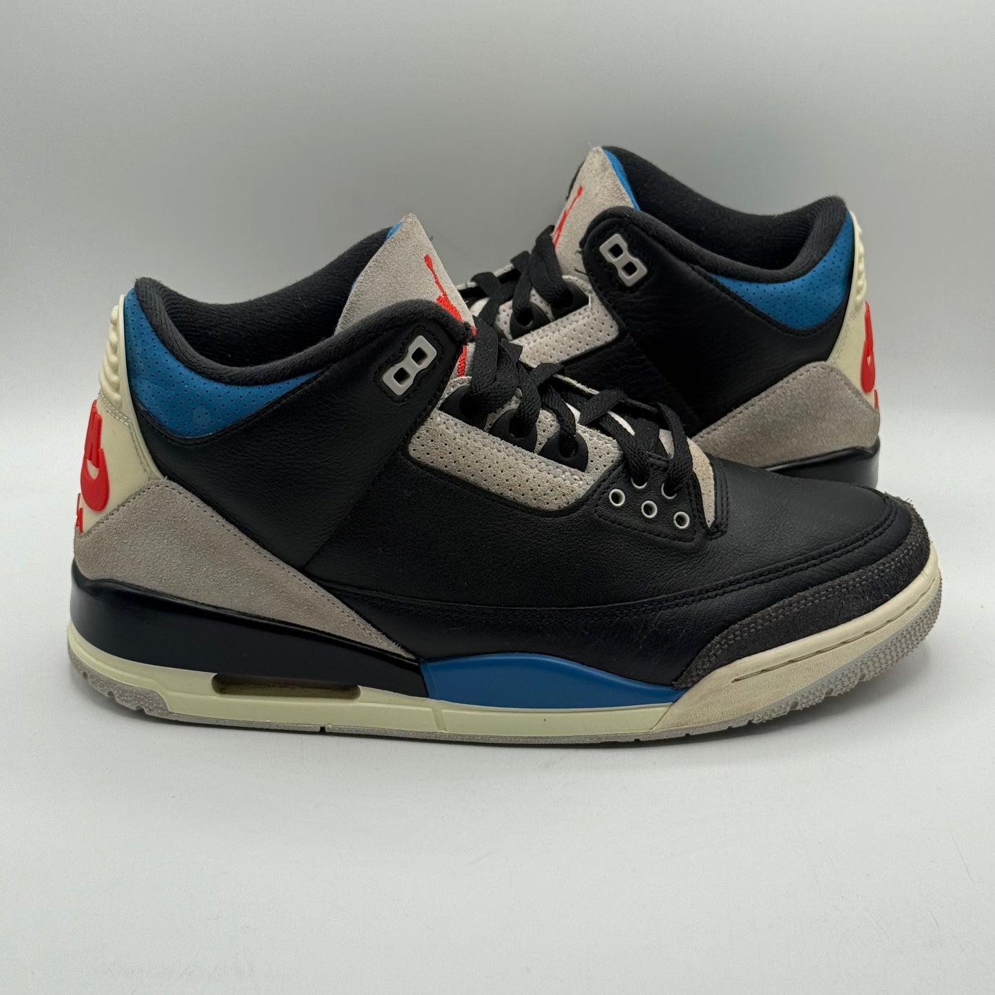(USED NO BOX) Jordan 3 Rare Air Size 9