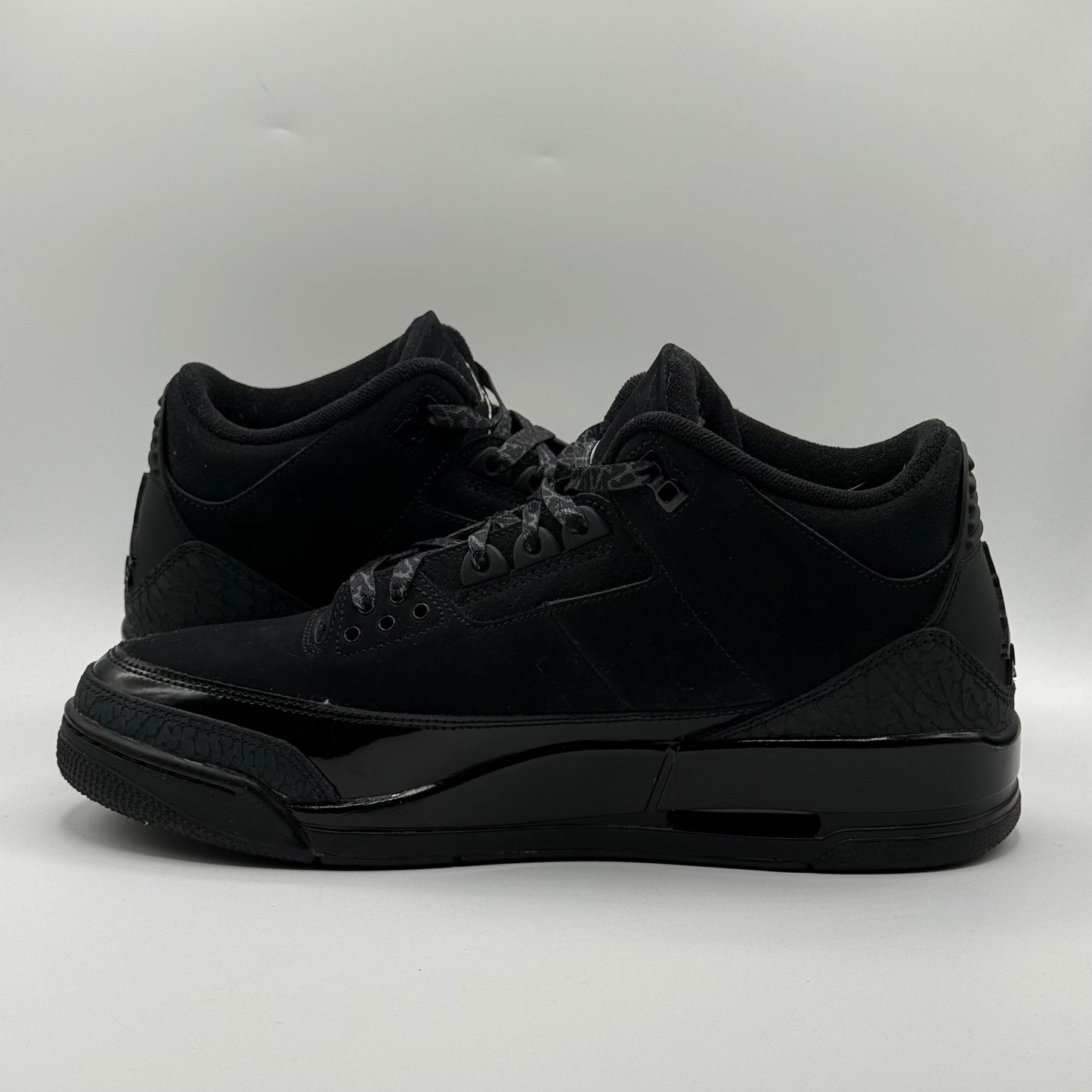 (Used) Jordan 3 Black Cat Size 11