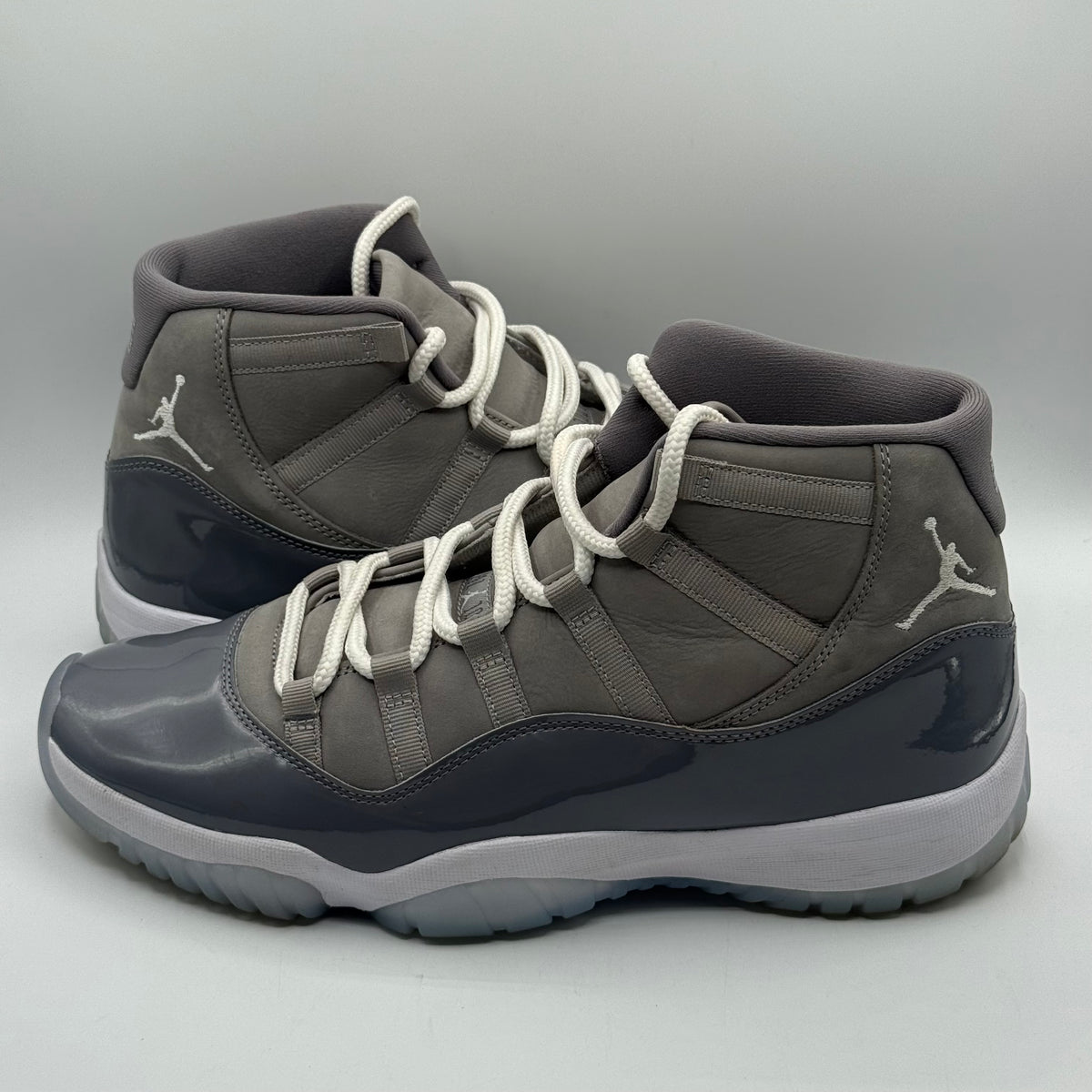 (USED) Jordan 11 Cool Grey Size 12