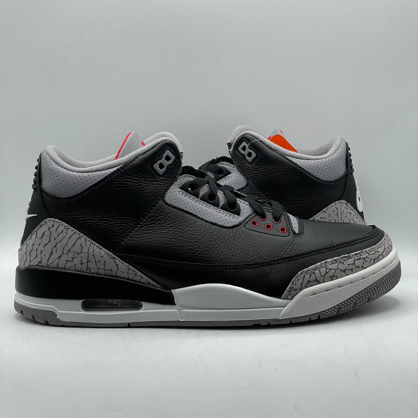 (USED) Jordan 3 Black Cement (2024) Size 11.5