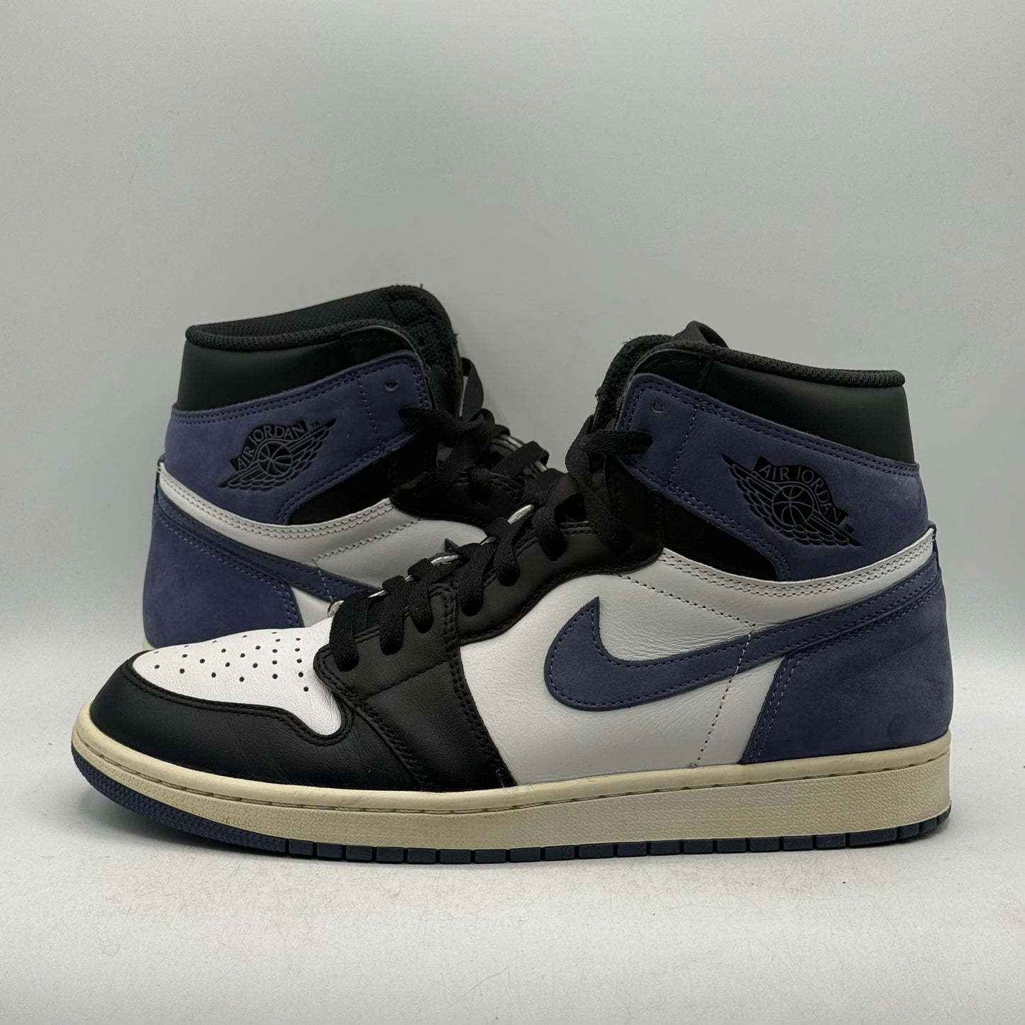 (Used) Jordan 1 High Blue Moon Size 10