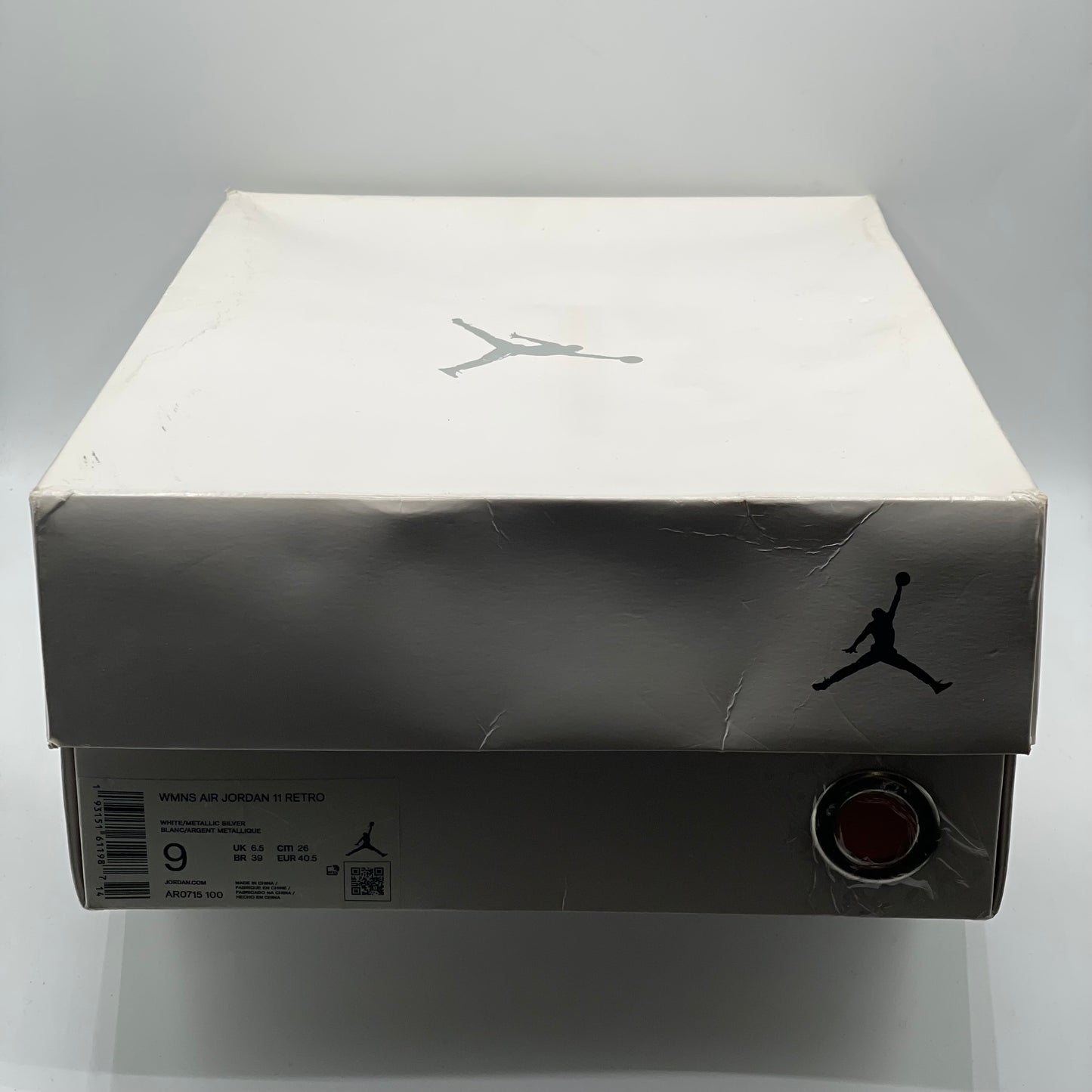 (USED) Jordan 11 White Metallic Silver (W) Size 9W/7.5M