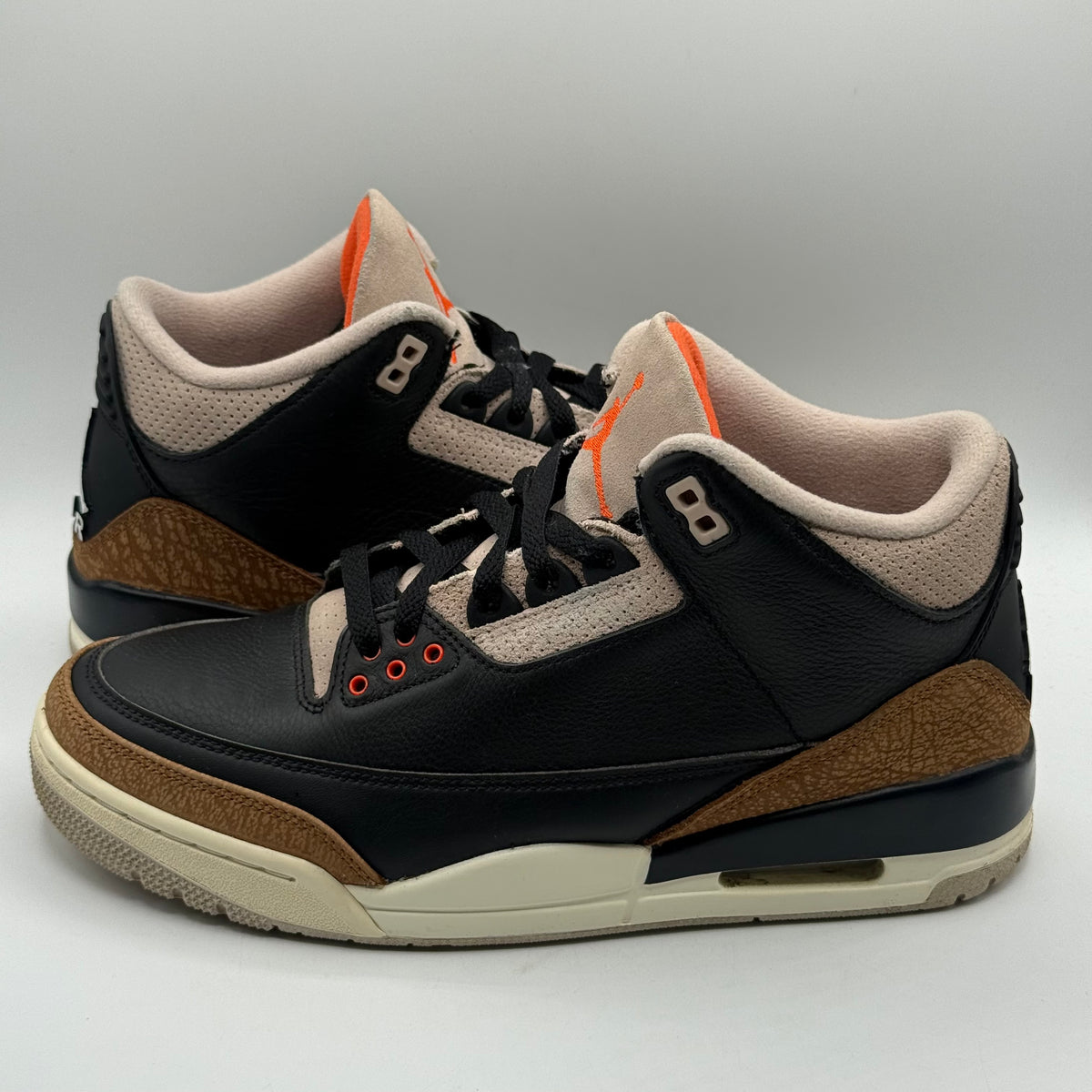 (USED) Jordan 3 Desert Elephant Size 9