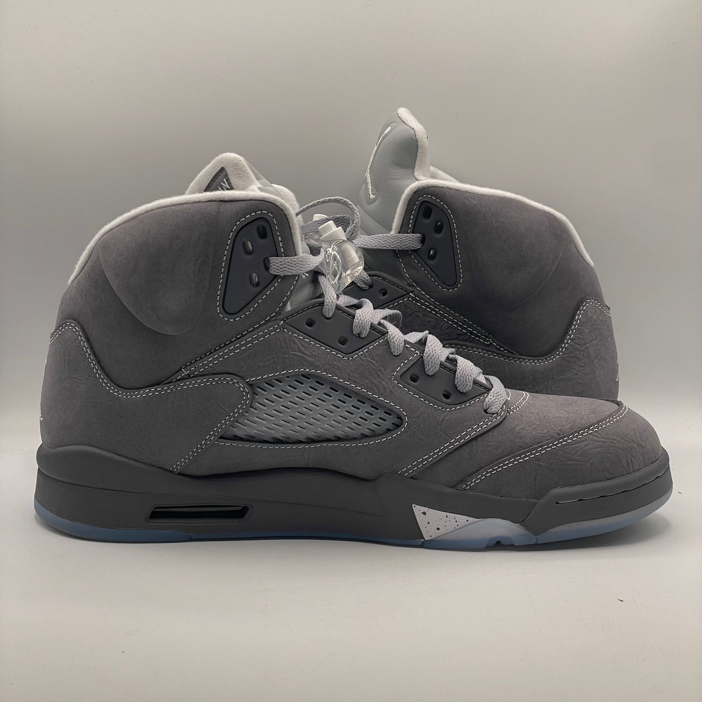 (USED) Jordan 5 Wolf Grey Size 11.5