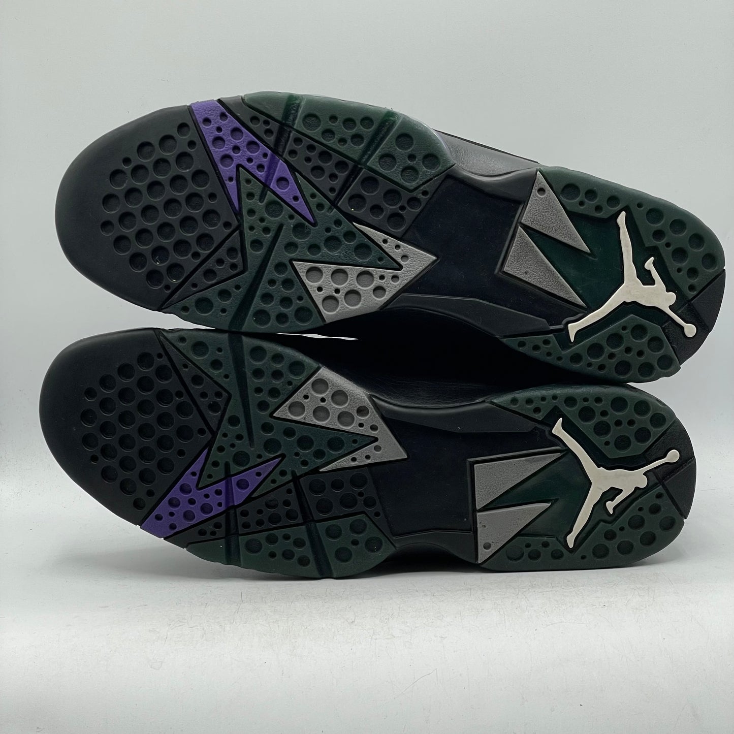 (USED NO BOX) Jordan 7 Ray Allen Bucks Size 10.5