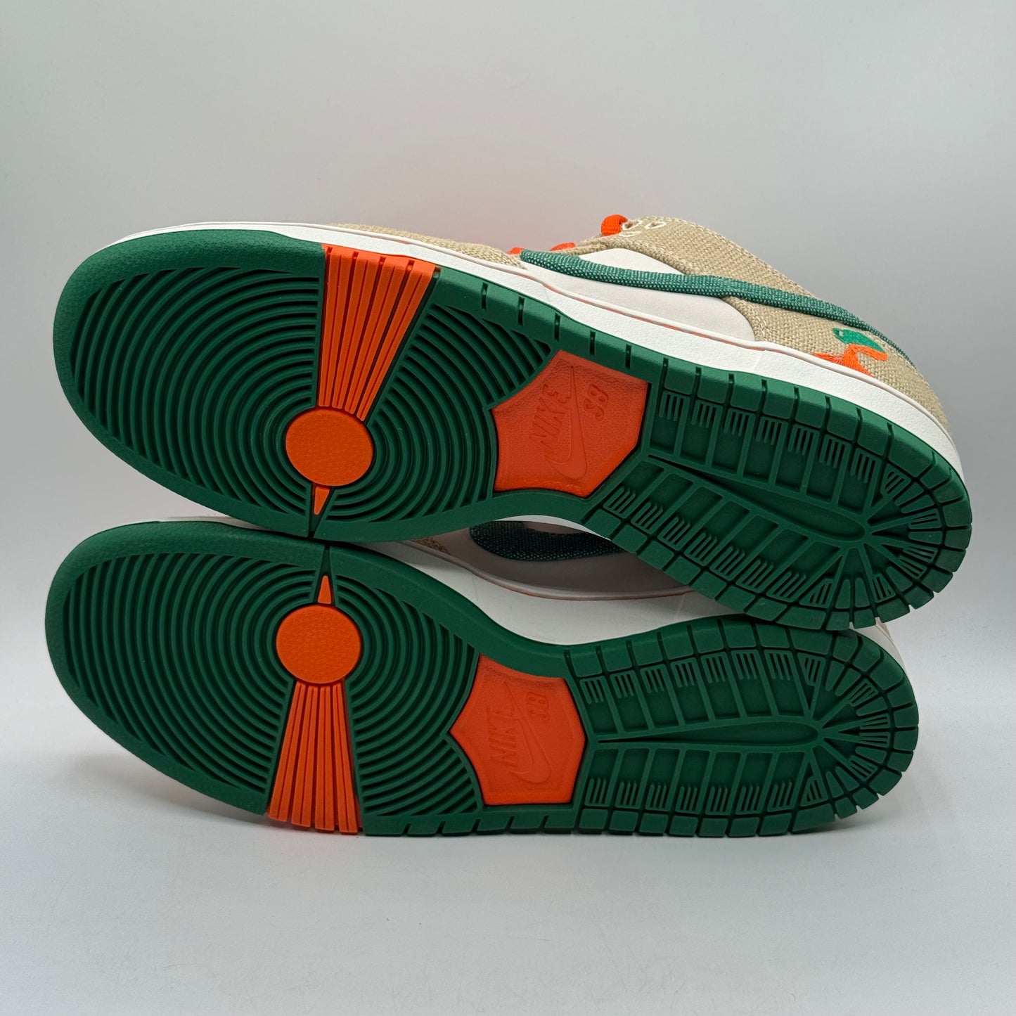 (USED) Nike SB Dunk Low Jarrito Size 11.5