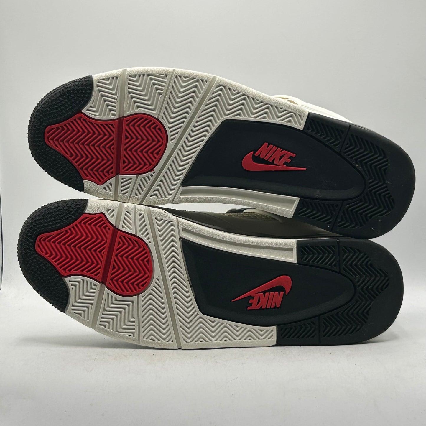 (Used) Jordan 4 Flight Club Size 13