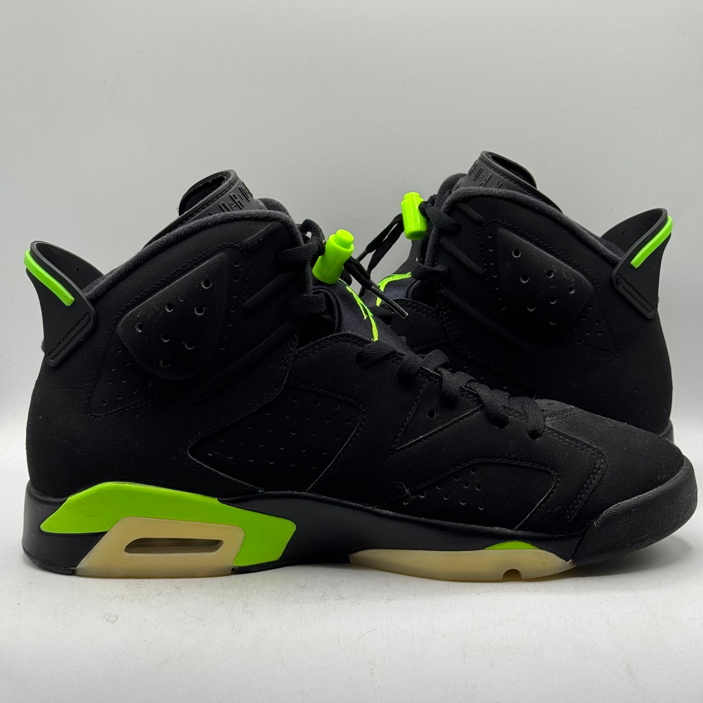 (USED) NO BOX Jordan 6 Electric Green Size 11.5
