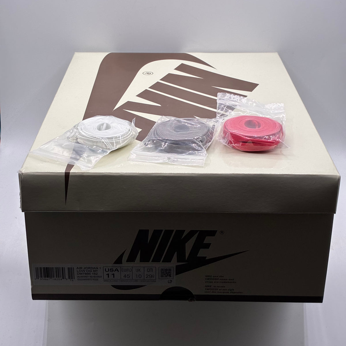 (USED) Jordan 1 Low Travis Scott Reverse Mocha Size 11