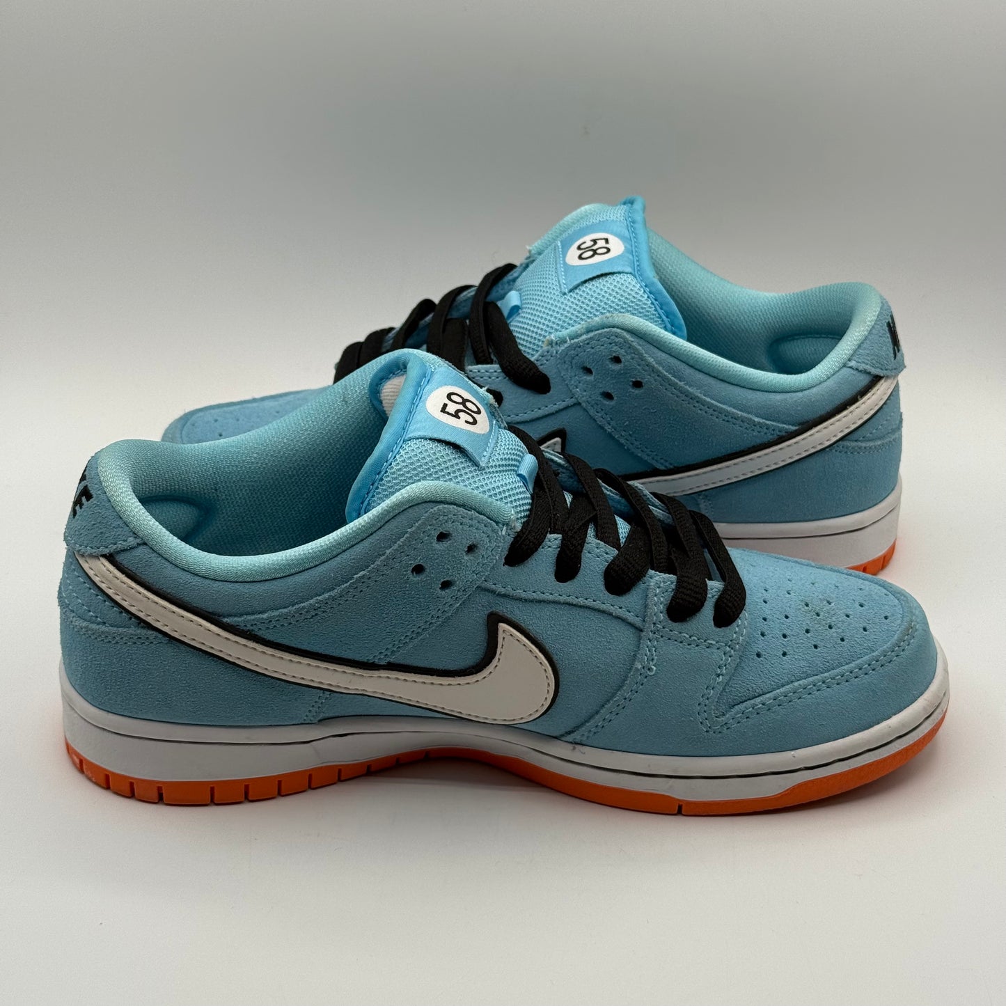 (USED NO BOX) Nike SB Gulf Size 5.5