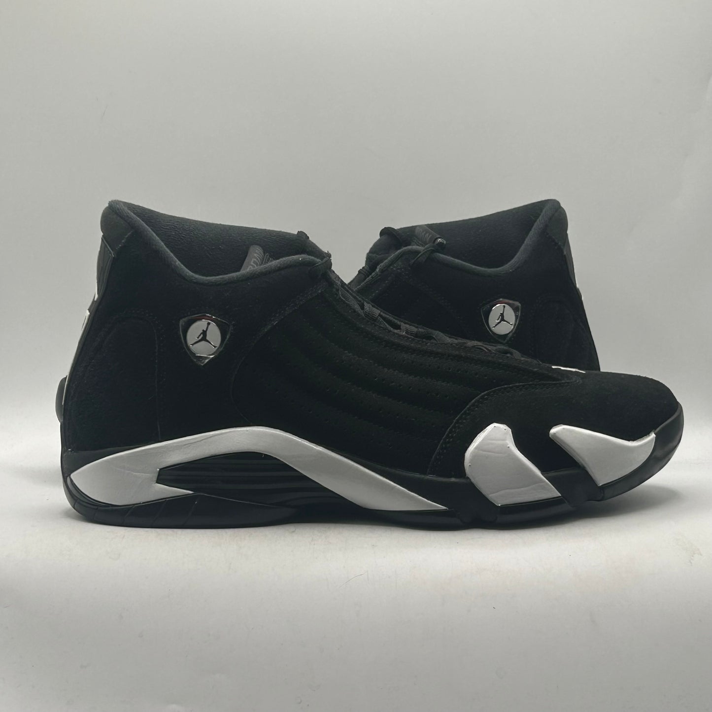 (USED NO BOX) Jordan 14 Black White Size 12