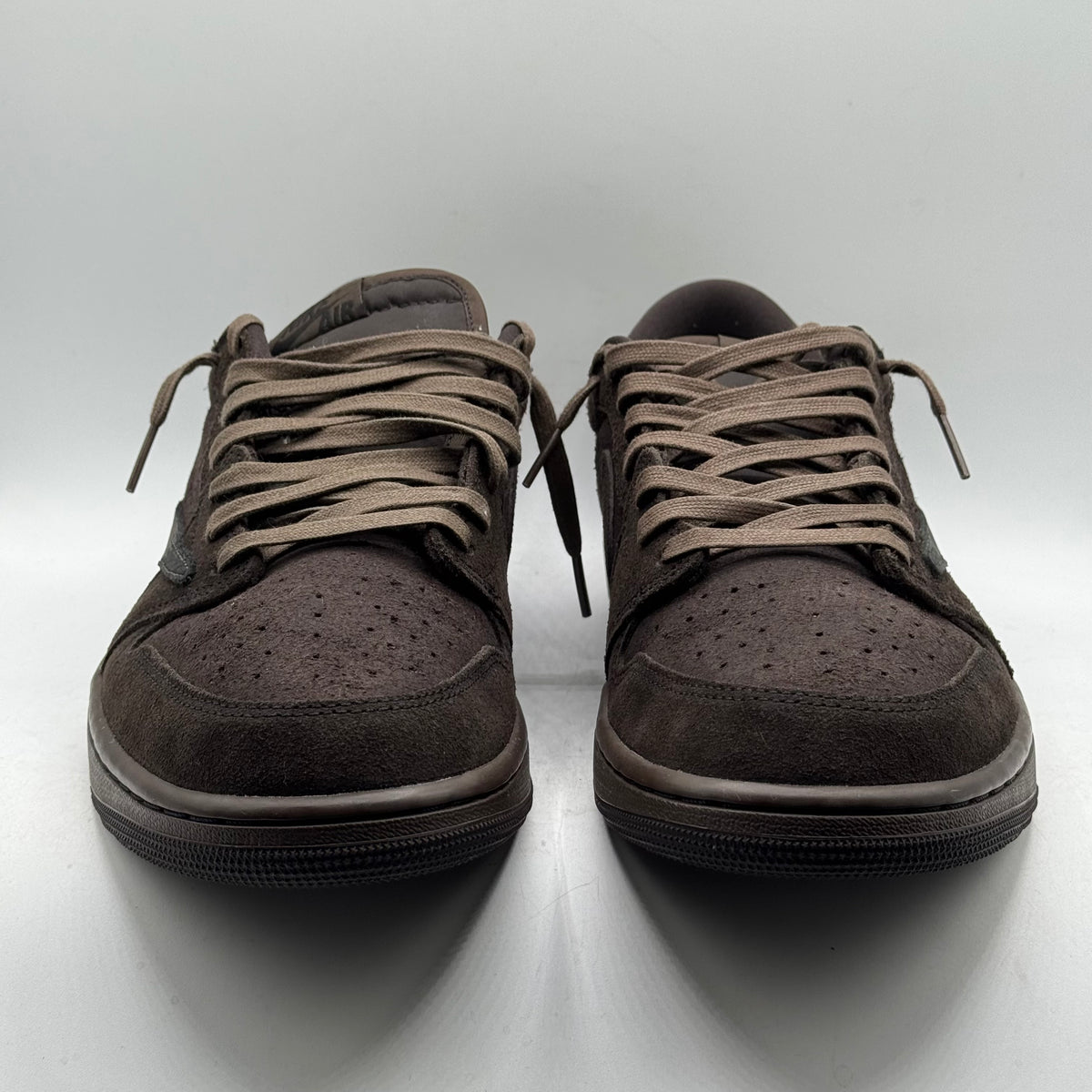(USED) Jordan 1 Low Travis Scott Velvet Brown Size 12