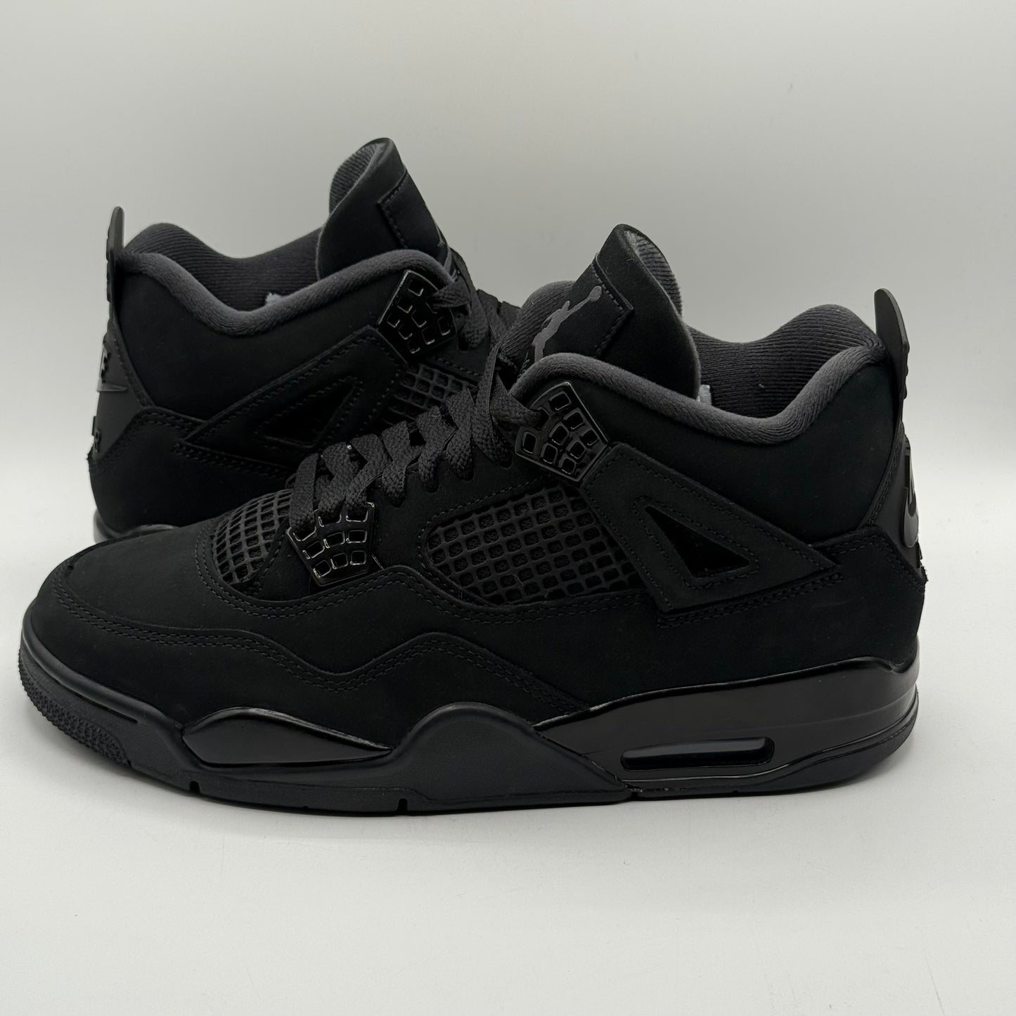 (USED) Jordan 4 Black Cat Size 8.5