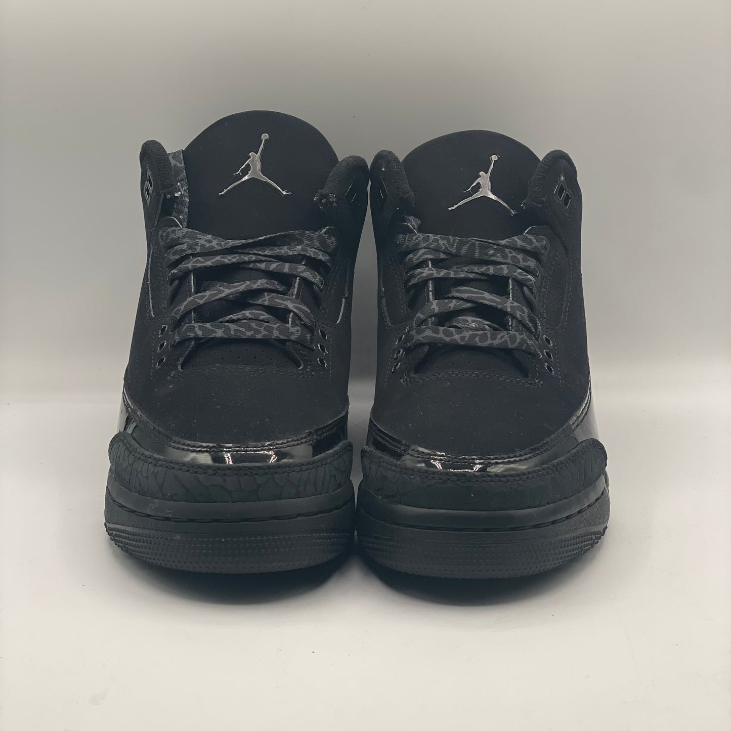 (USED) Jordan 3 Black Cat Size 6.5Y