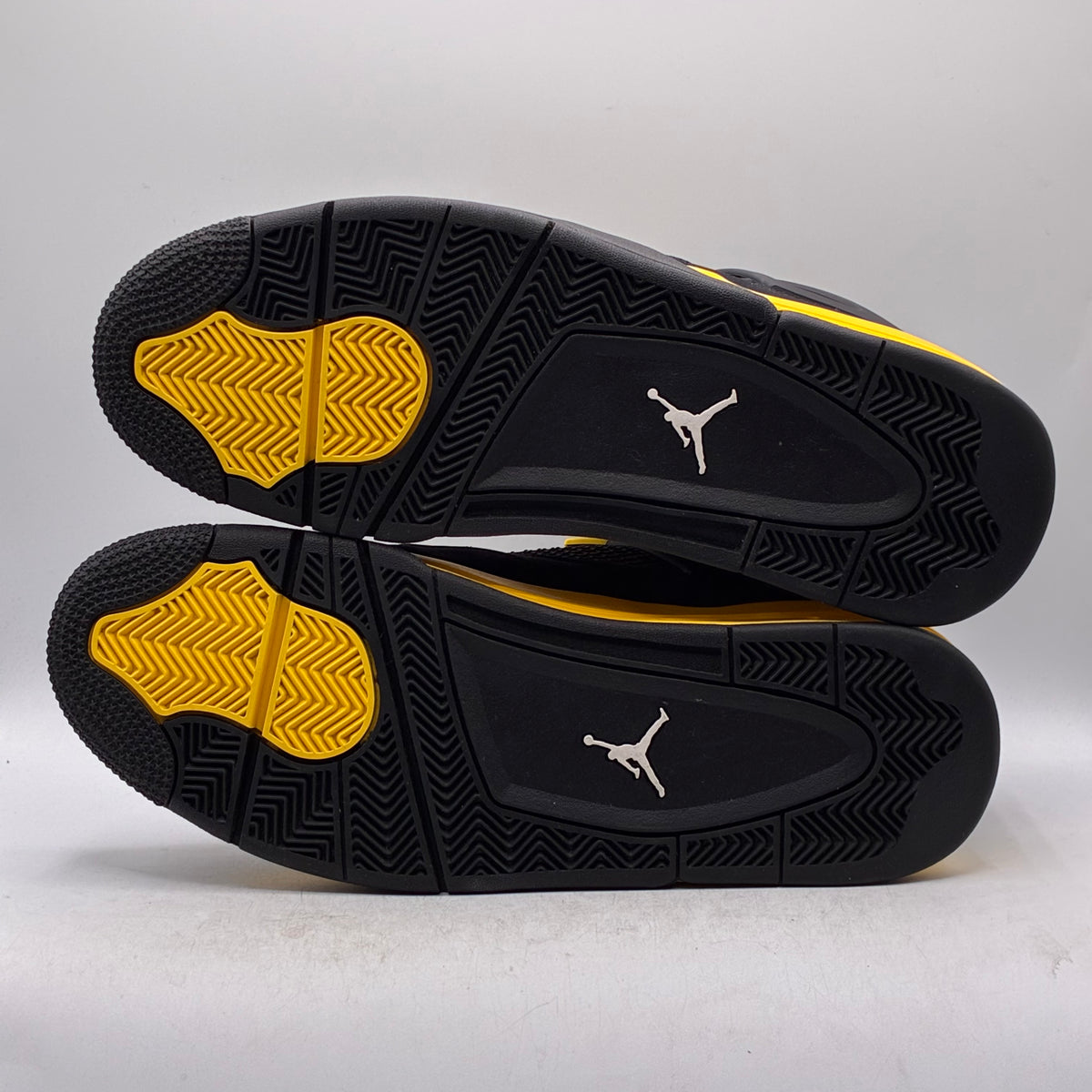 (USED) Jordan 4 Thunder (2023) Size 12