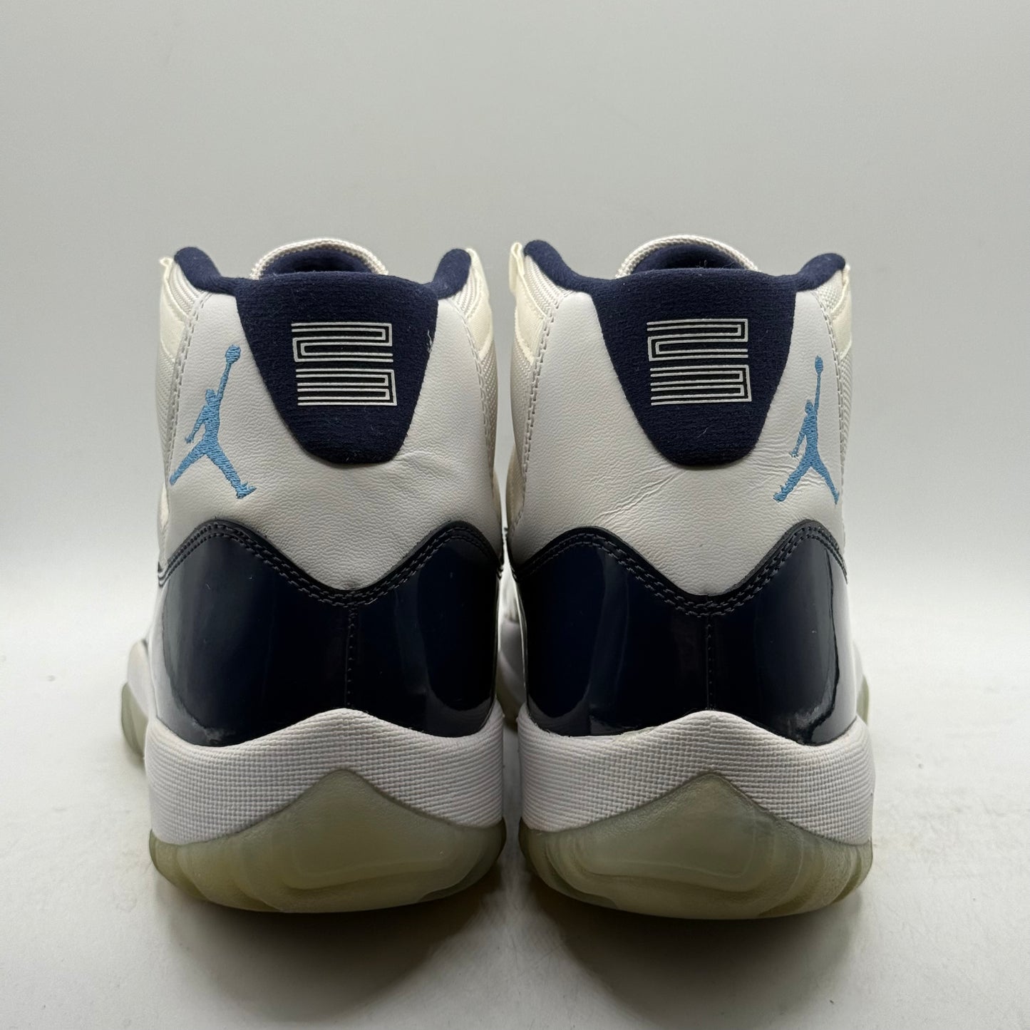 (USED) Jordan 11 UNC Win Like 82 Size 10