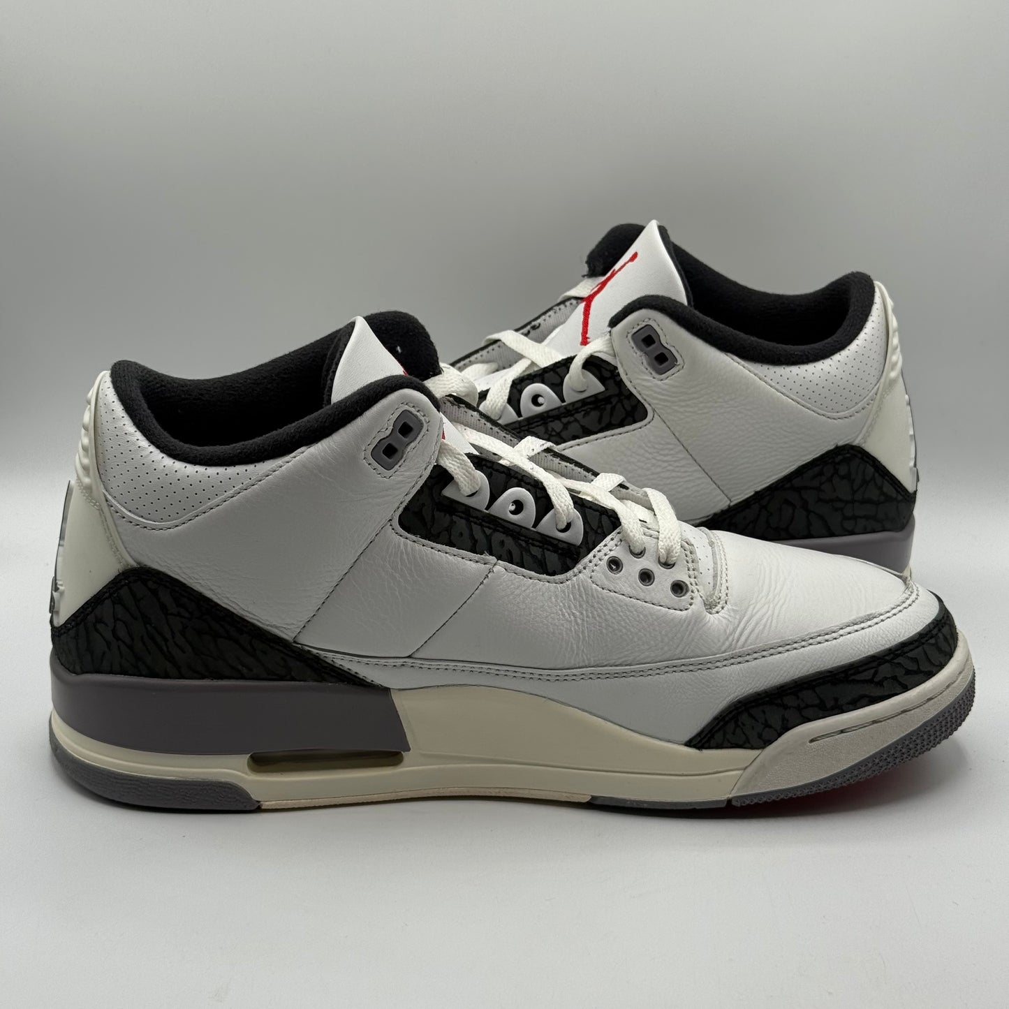 (USED) Jordan 3 Cement Grey Size 12