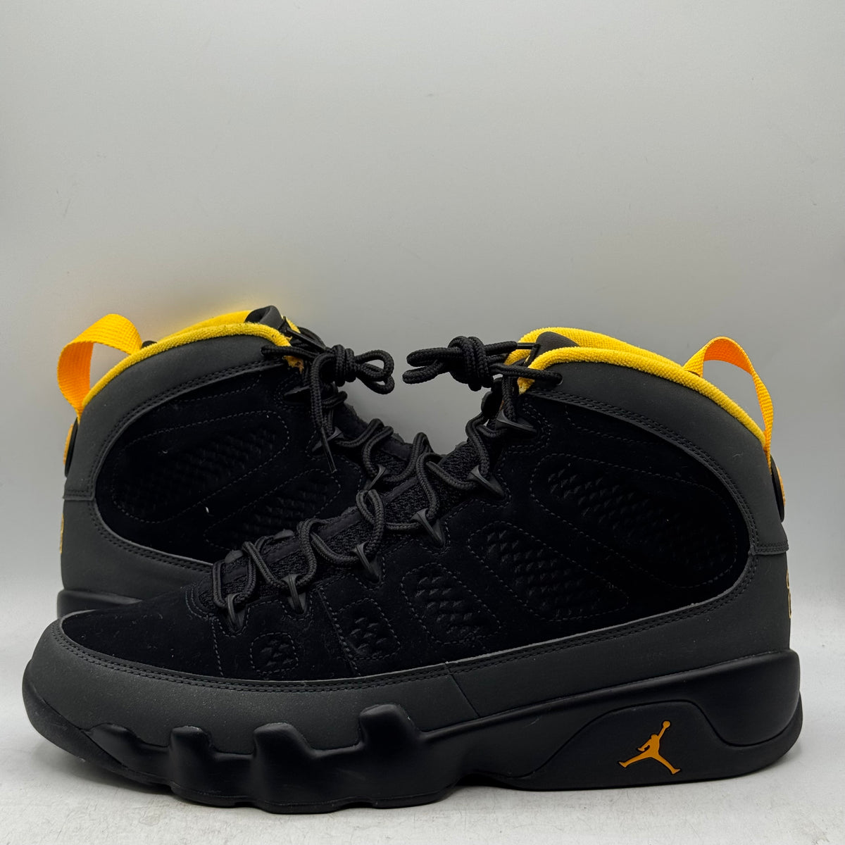 (Used) Jordan 9 Charcoal University Gold Size 10.5