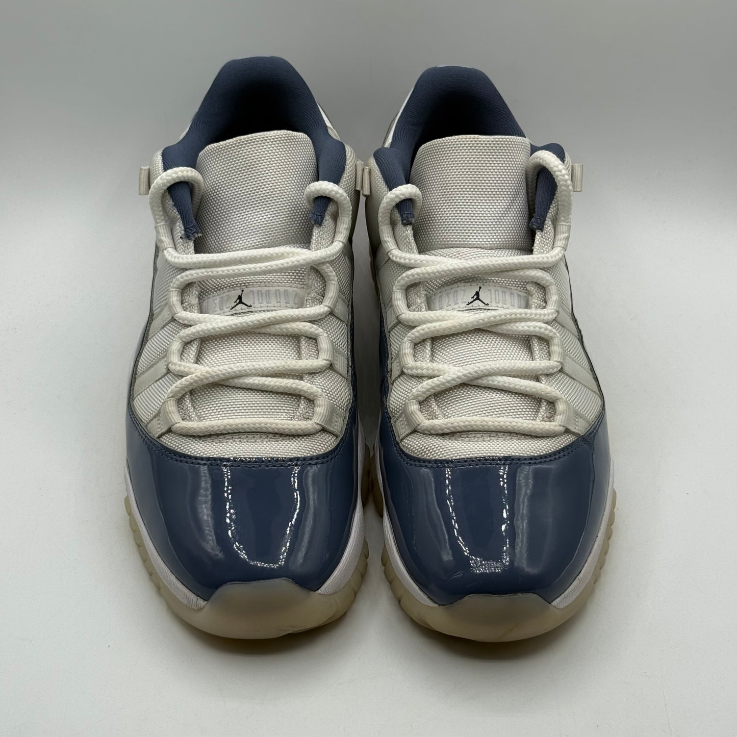 (USED) Jordan 11 Low Diffused Blue Size 10.5