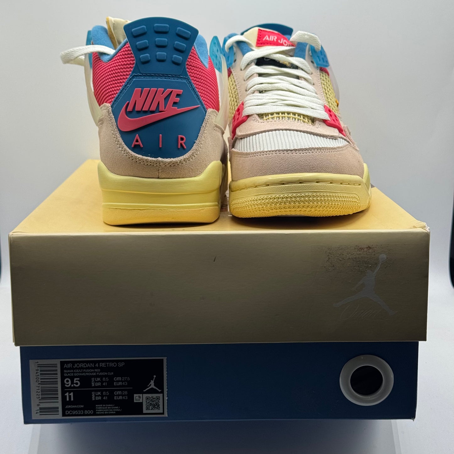 (Used) Jordan 4 Union Guava Size 9.5