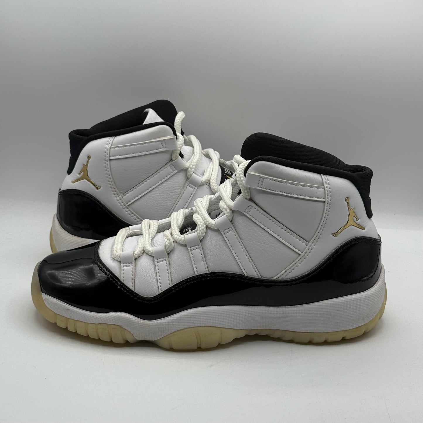 (USED, No Box) Jordan 11 High Gratitude Size 7Y