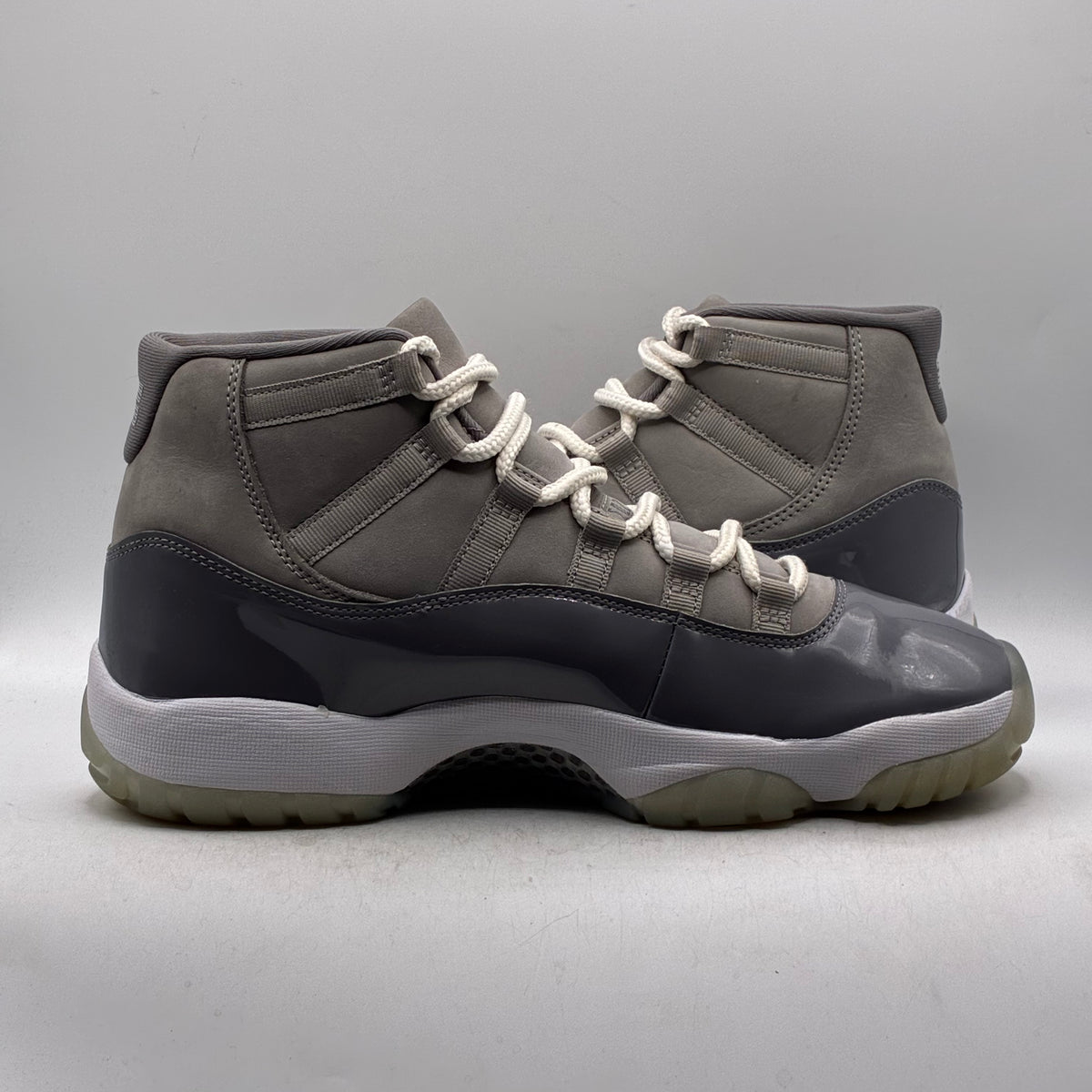 (USED) Jordan 11 Cool Grey (2021) Size 9.5