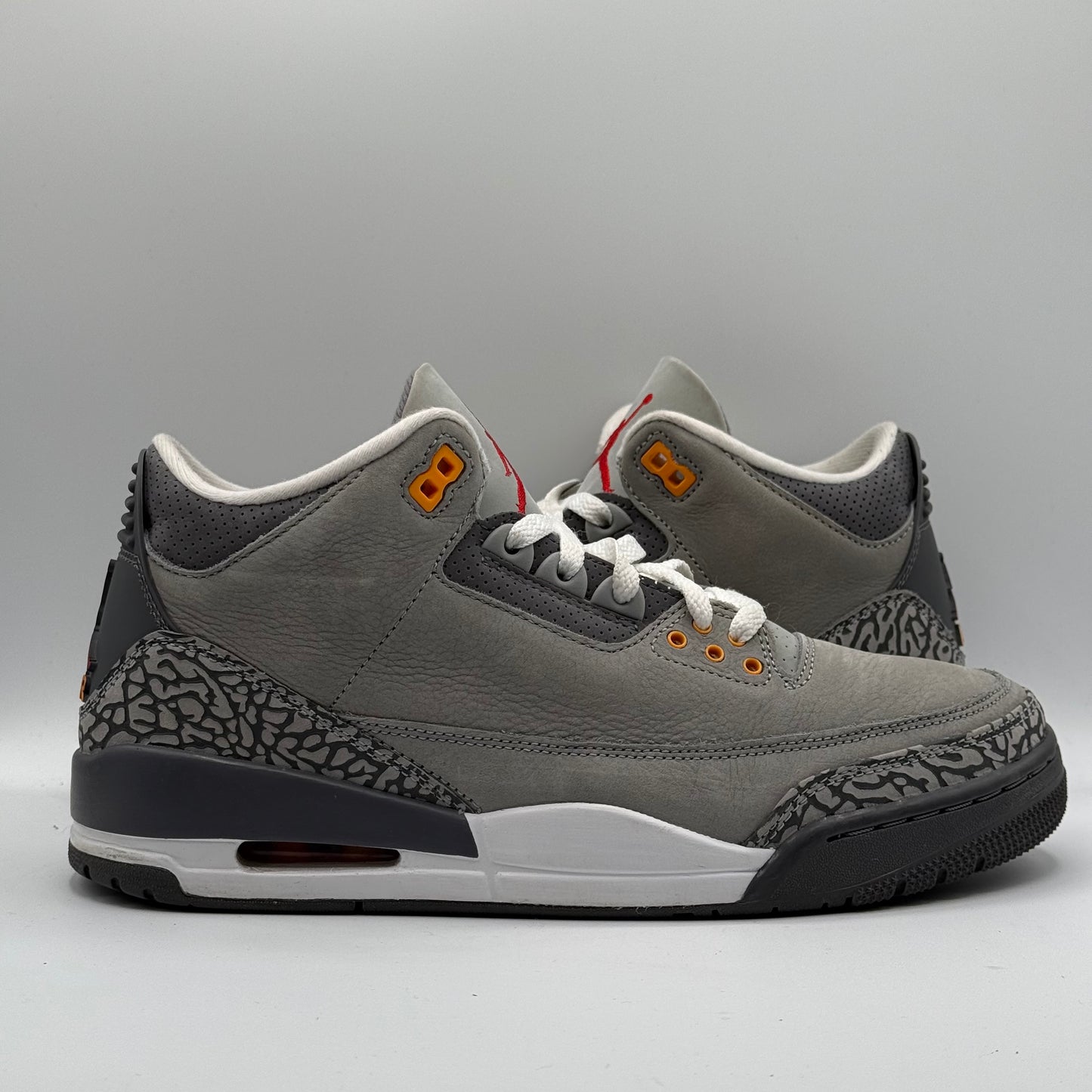 (Used No Box) Jordan 3 Cool Grey Size 9.5