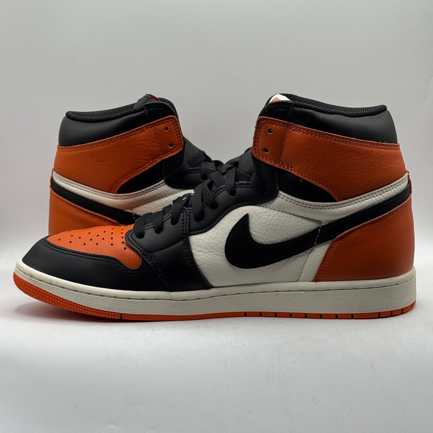 (USED) NO BOX Jordan 1 High Shattered Backboard Size 13