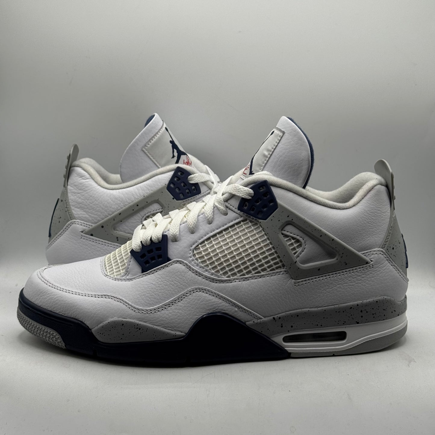 (USED) Jordan 4 Midnight Navy Size 13