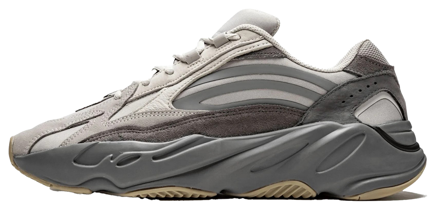 Yeezy 700 Tephra V2 (2023)