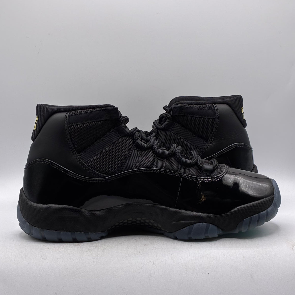 (USED) Jordan 11 Gamma Blue (2025) Size 10
