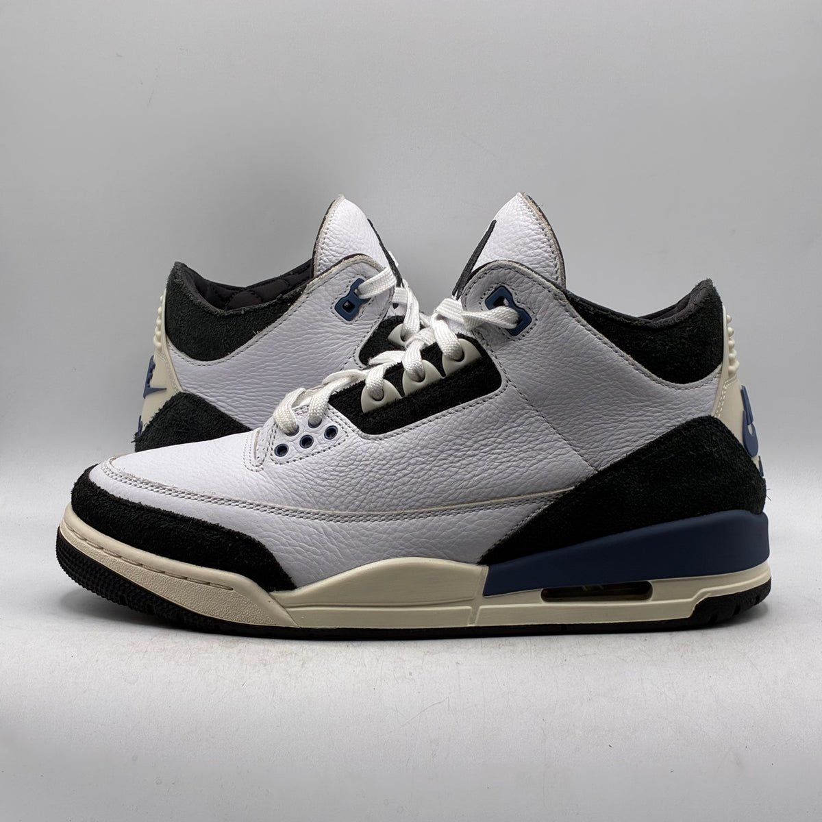 (USED) Jordan 3 A Ma Maniere Diffused Blue Size 8.5