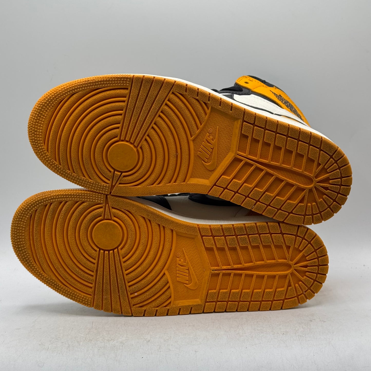 (Used) Jordan 1 High Taxi Size 8