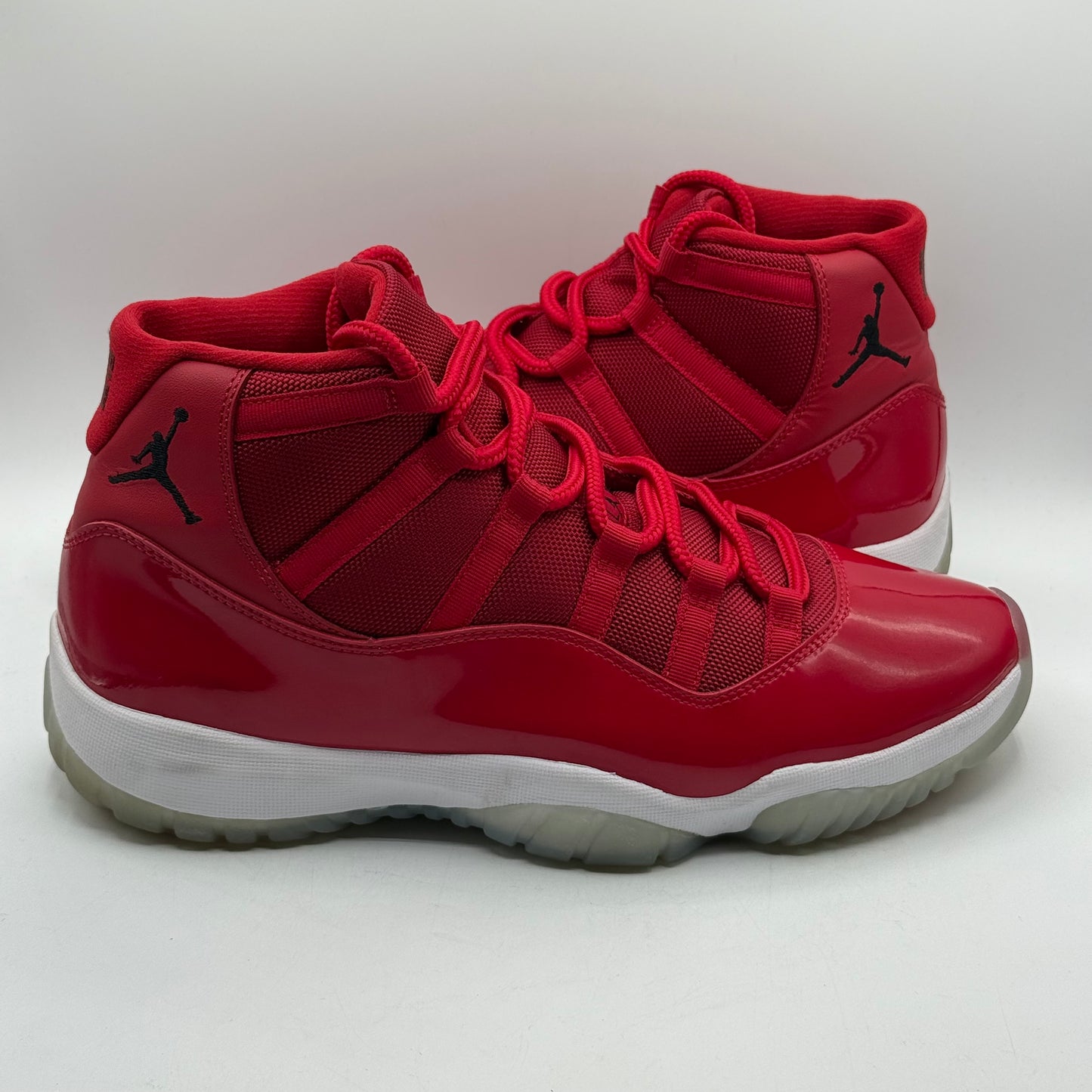 (USED) Jordan 11 Win Like 96 Size 11