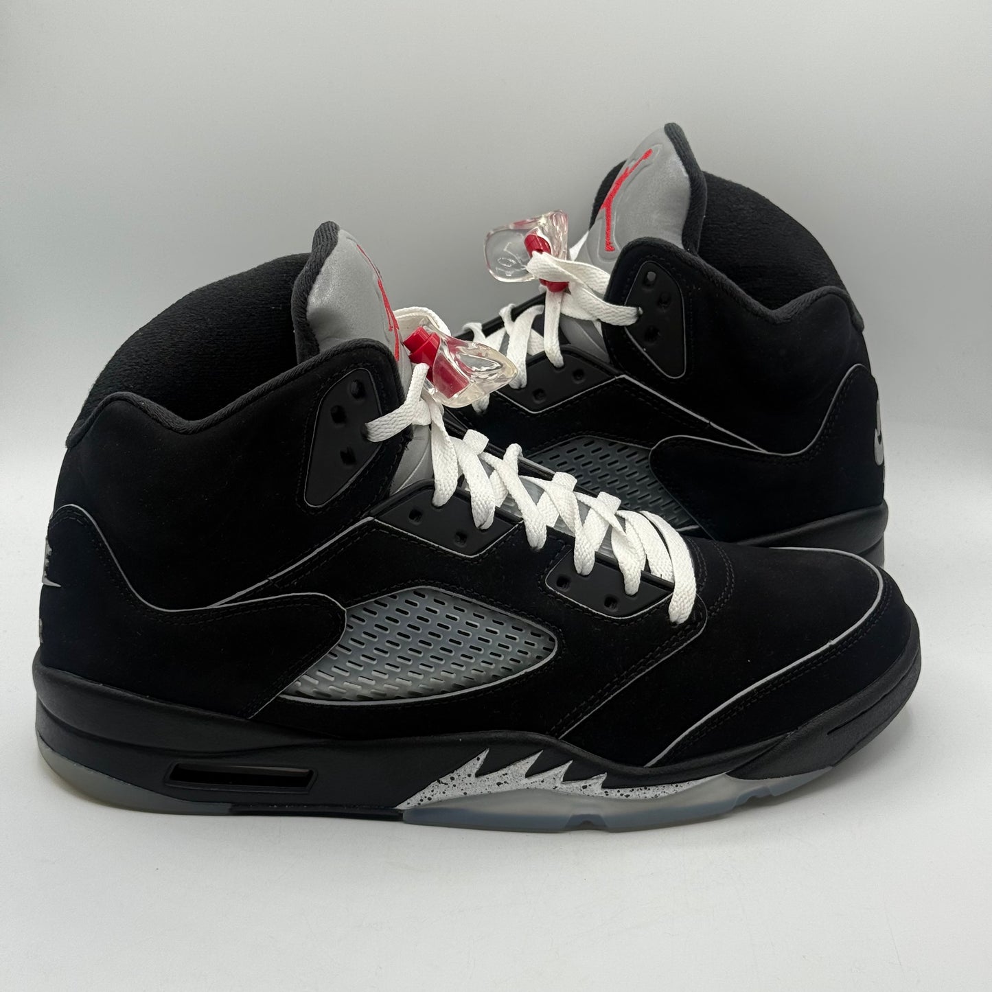 (USED) Jordan 5 Black Metallic Reimagined Size 11.5