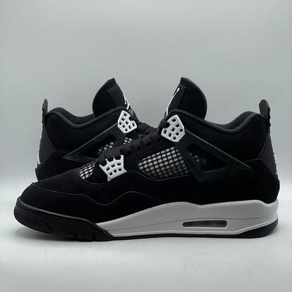 (Used) Jordan 4 White Thunder Size 11