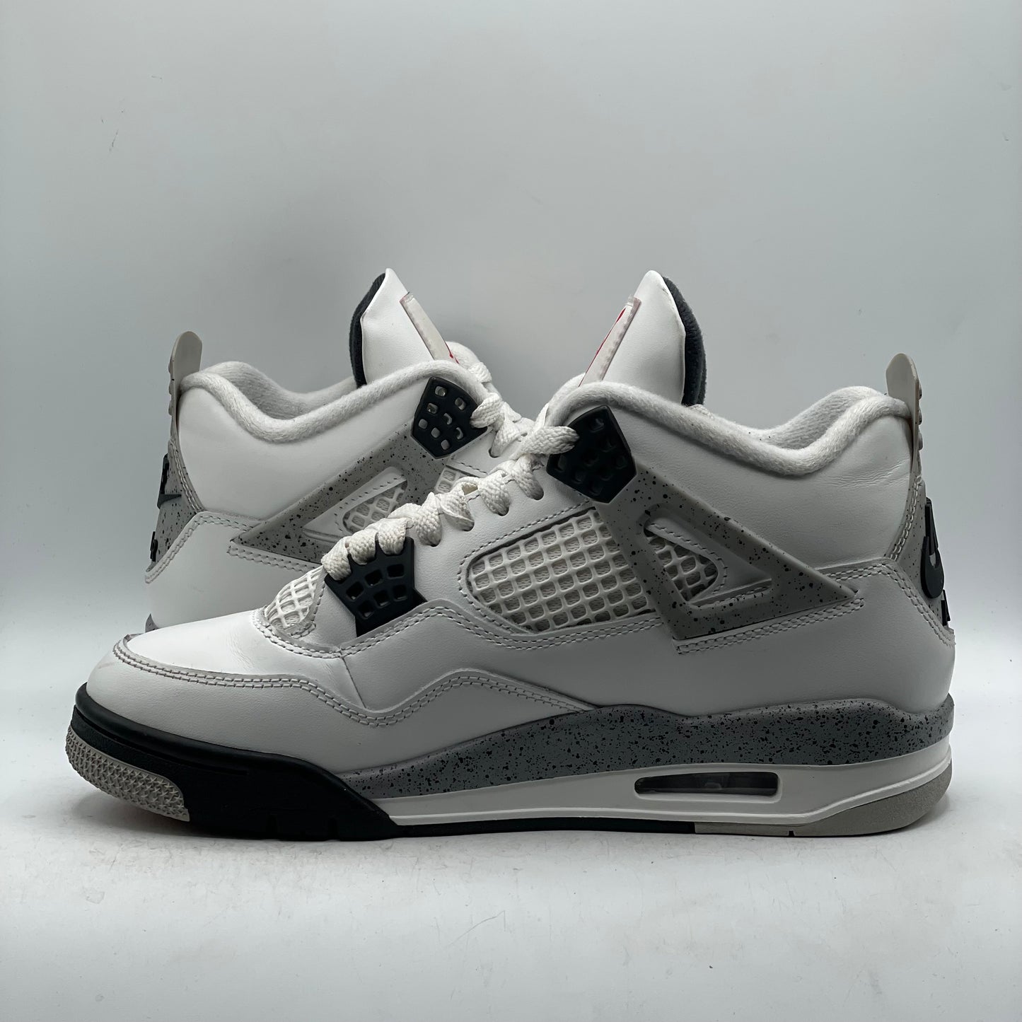 (Used) Jordan 4 White Cement (2025) Size 7