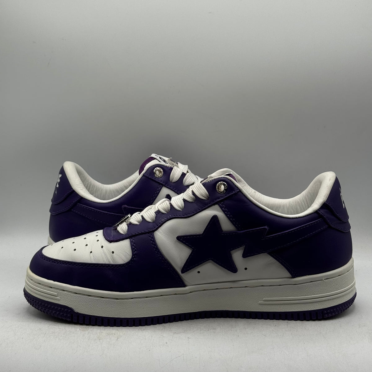 (USED) A Bathing Ape Bapesta White Purple (2022) Size 8.5