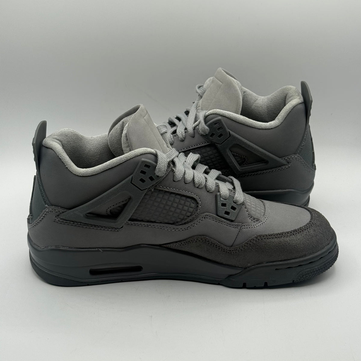 (USED, Worn Once No Box B-Grade) Jordan 4 Paris Wet Cement Size 7Y