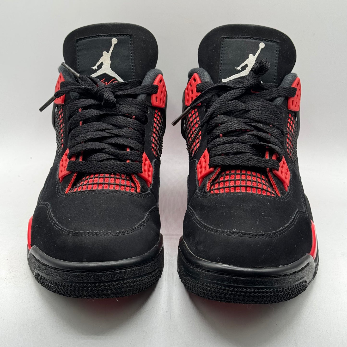 (USED NO BOX) Jordan 4 Red Thunder Size 9.5