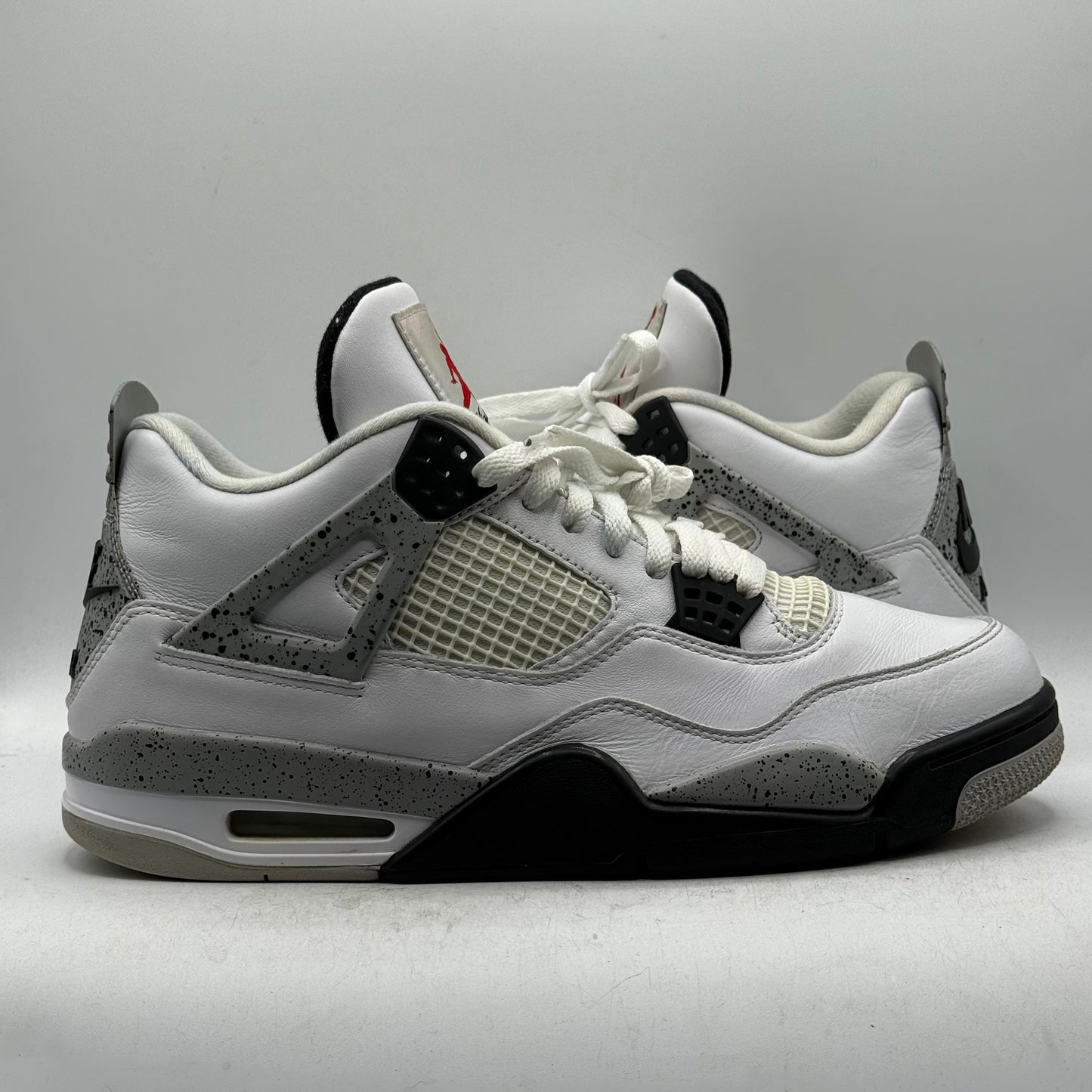 (Used) Jordan 4 White Cement (2016) Size 11