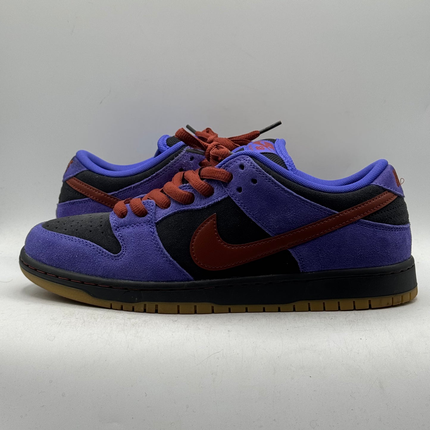 (USED) Nike SB Dunk Low Persian Violet Size 10.5