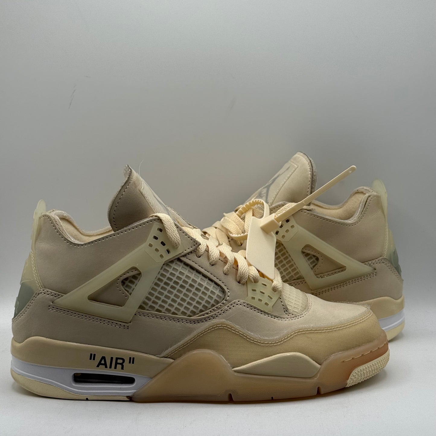 (USED) Jordan 4 Off-White Sail Size 10.5W/9M