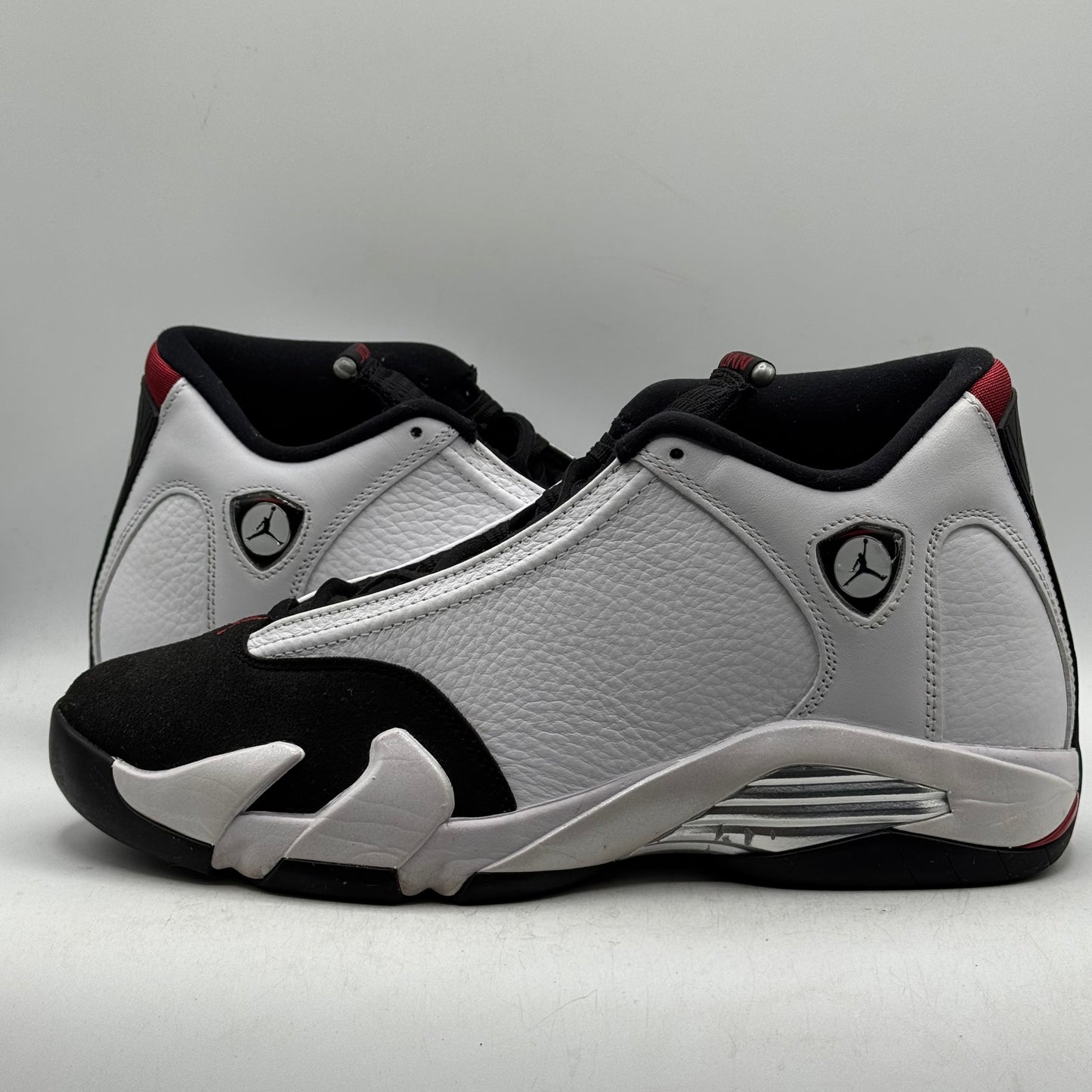(USED NO BOX) Jordan 14 Black Toe Size 9.5