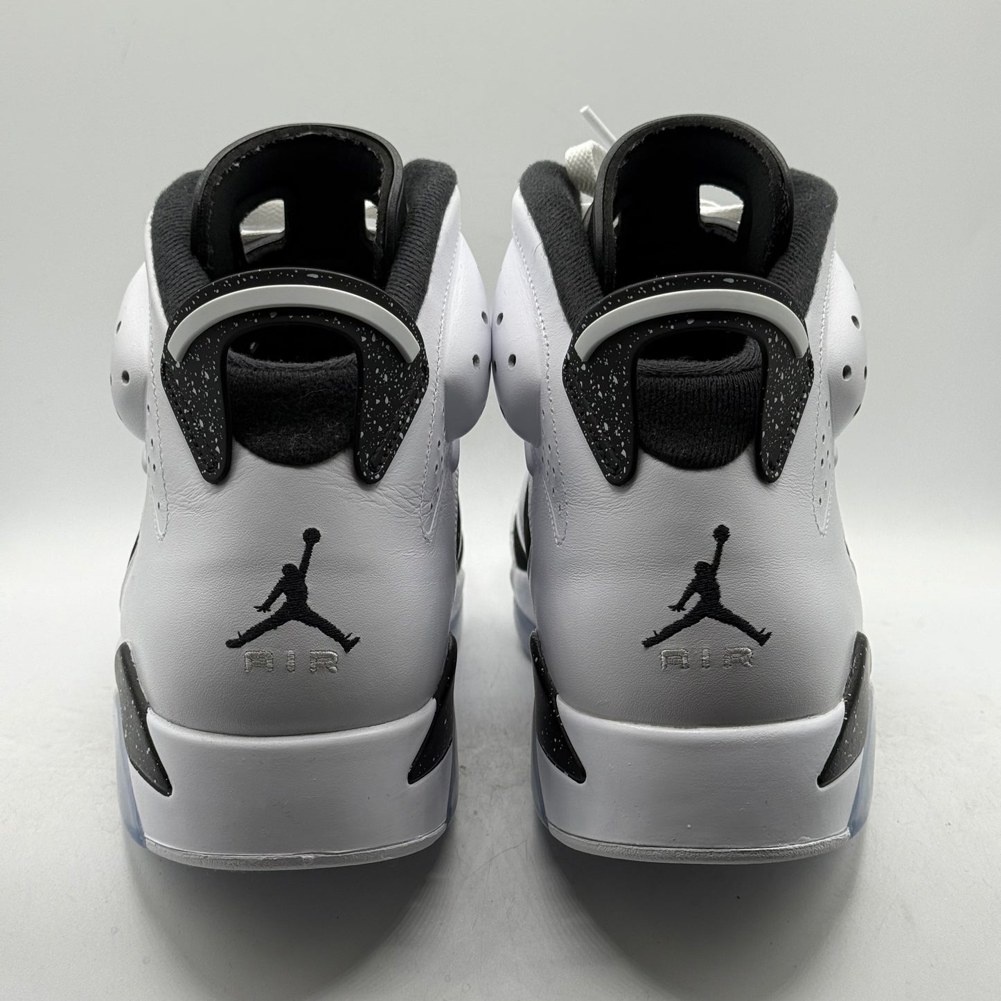 (Used) Jordan 6 Oreo (2026) Size 12