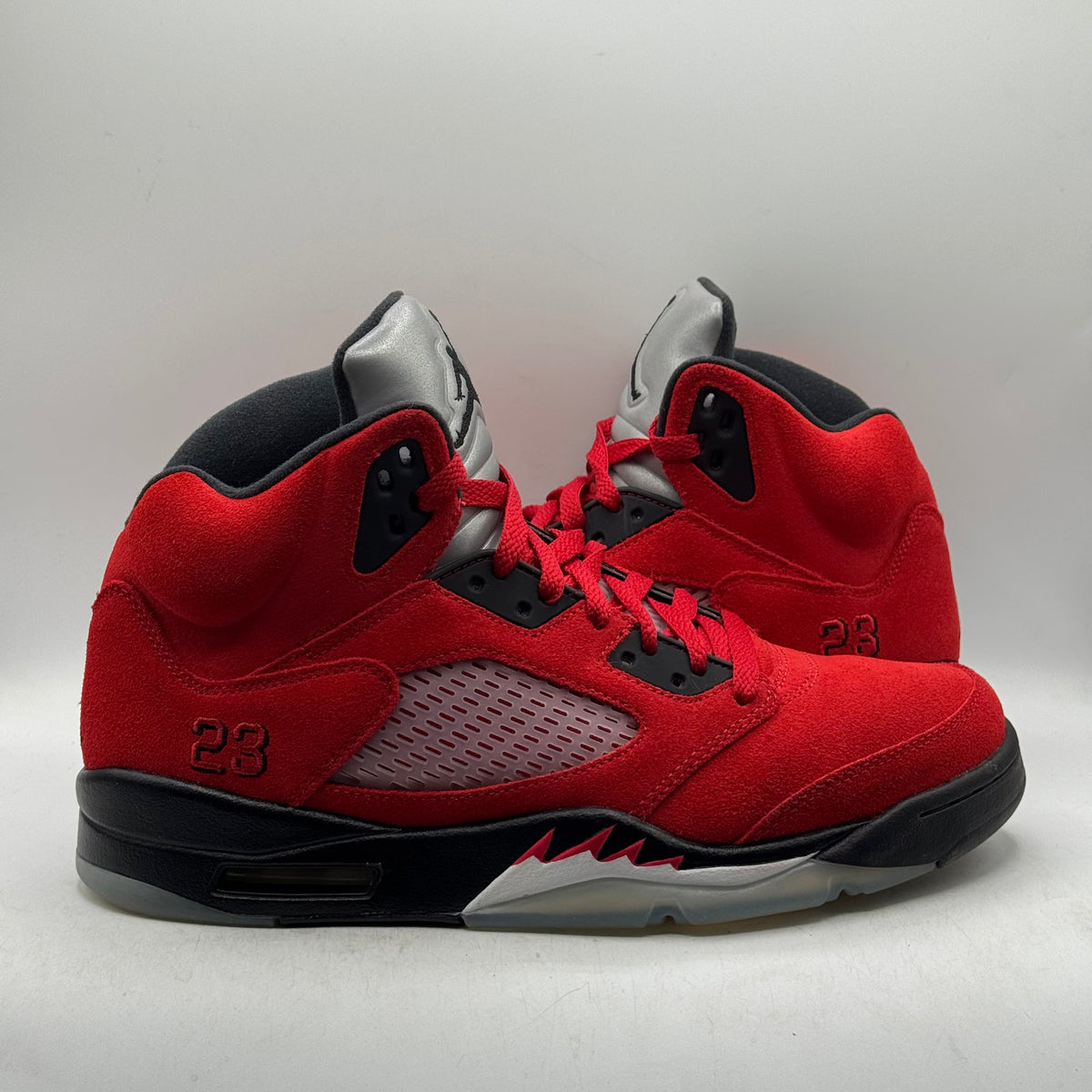 (USED) Jordan 5 Raging Bull Size 9.5